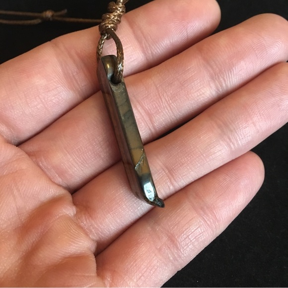 Tiger’s Eye Natural Stone Pendant Necklace - Picture 3 of 8